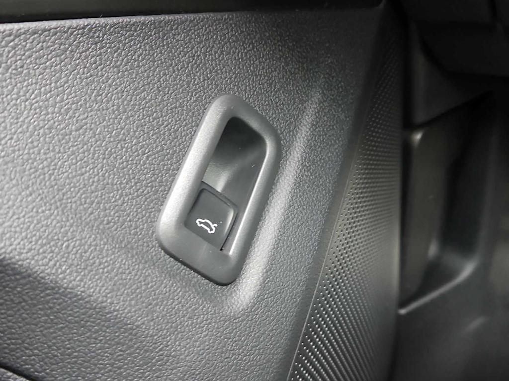 new 2026 Volkswagen Tiguan car, priced at $36,459