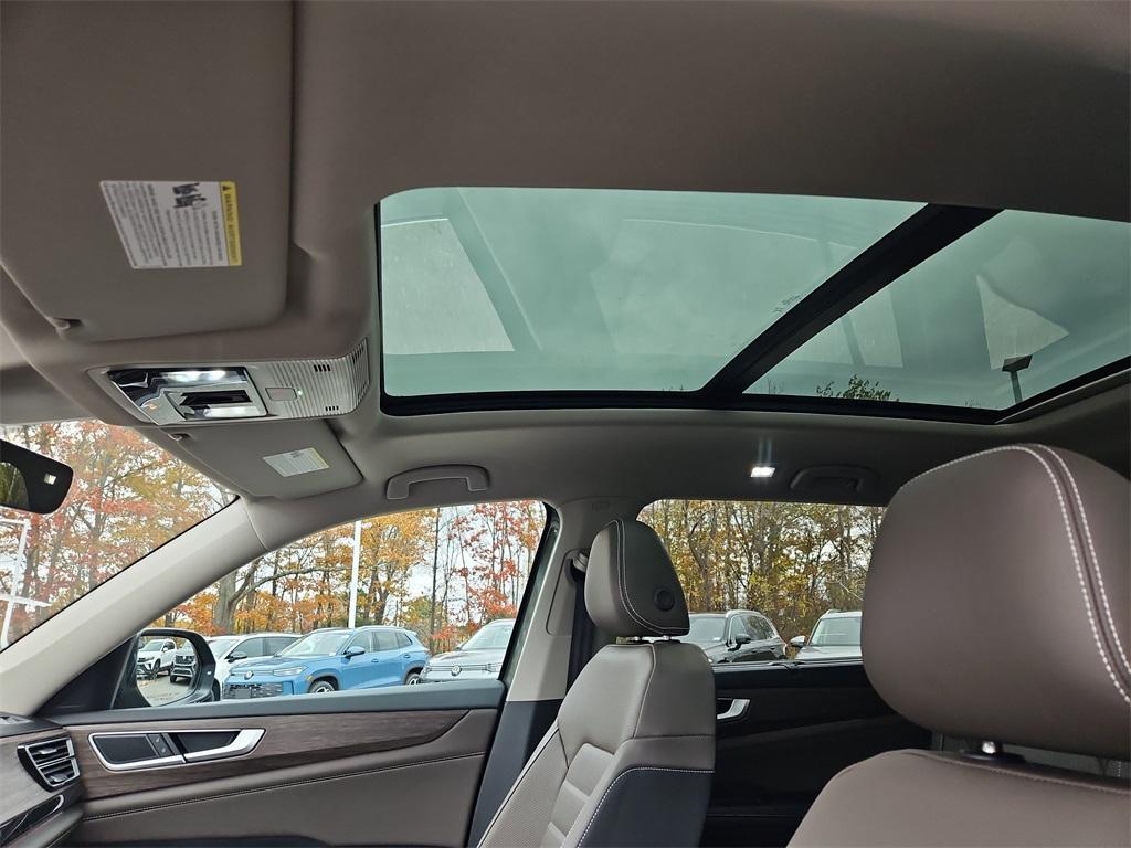 new 2026 Volkswagen Atlas car, priced at $51,019