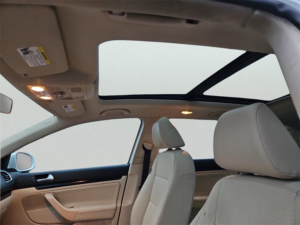 used 2014 Volkswagen Jetta SportWagen car, priced at $7,999