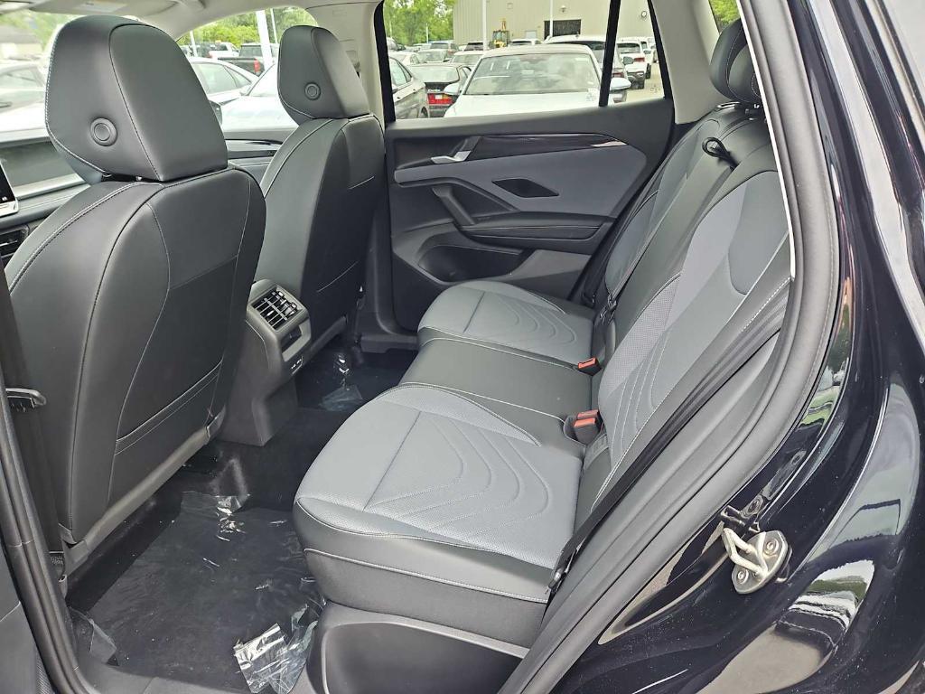 new 2026 Volkswagen Tiguan car, priced at $33,968