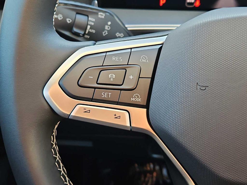 new 2026 Volkswagen Tiguan car, priced at $33,075