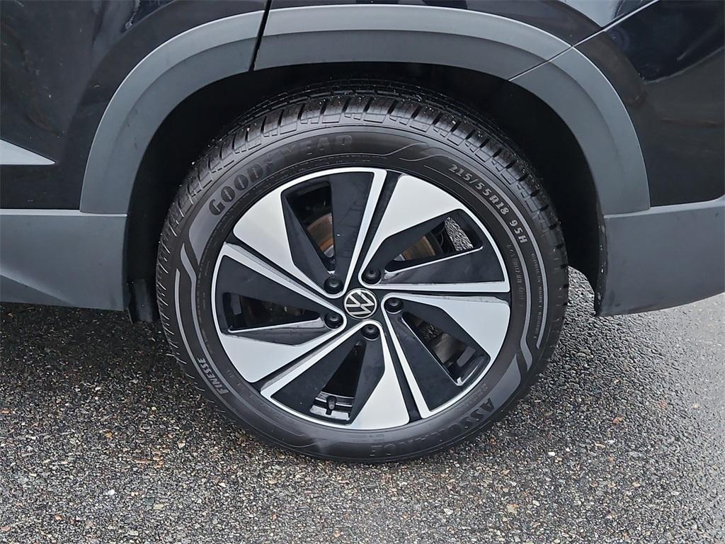 used 2024 Volkswagen Taos car, priced at $20,999