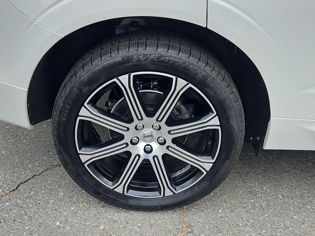 used 2021 Volvo XC60 car, priced at $24,299