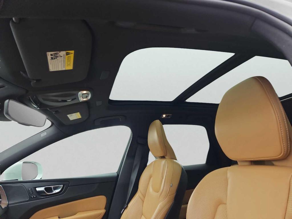 used 2021 Volvo XC60 car, priced at $24,299
