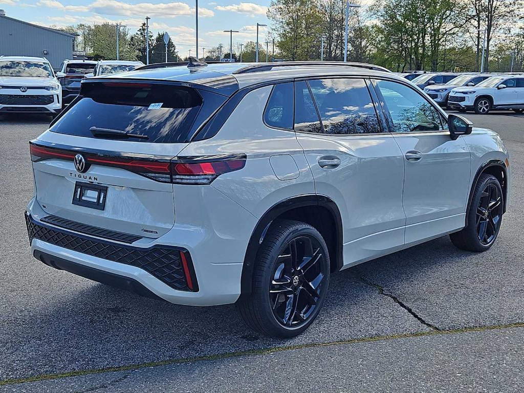 new 2026 Volkswagen Tiguan car, priced at $36,598