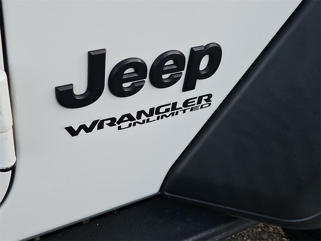 used 2021 Jeep Wrangler Unlimited car, priced at $27,999