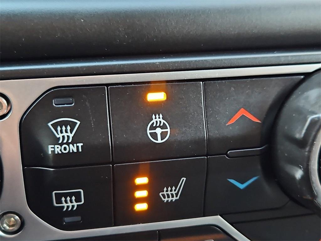 used 2021 Jeep Wrangler Unlimited car, priced at $27,999