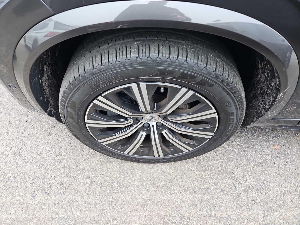used 2023 Volvo XC90 car, priced at $42,499