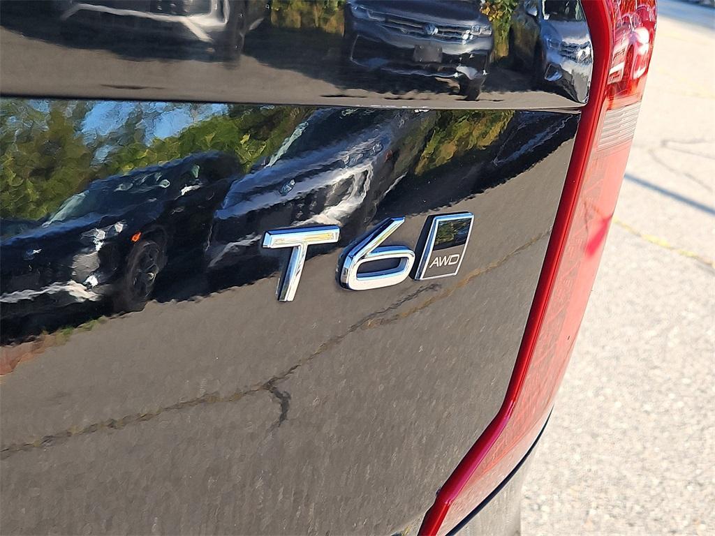 used 2022 Volvo XC90 car, priced at $36,999