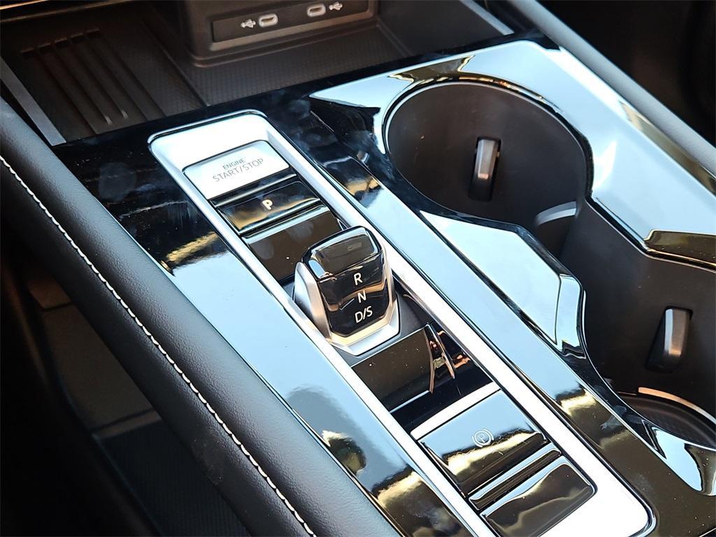 new 2026 Volkswagen Atlas car, priced at $47,427