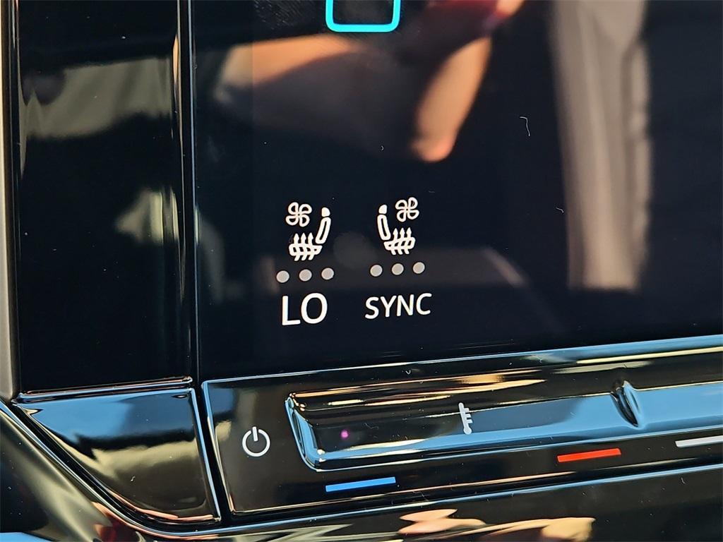 new 2026 Volkswagen Atlas car, priced at $47,427