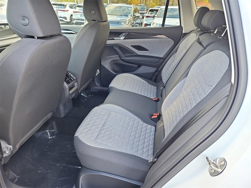 new 2025 Volkswagen Tiguan car, priced at $32,913