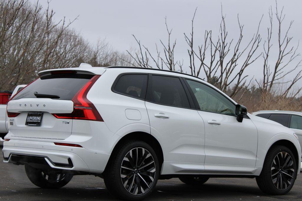 new 2026 Volvo XC60 Plug-In Hybrid car, priced at $75,740