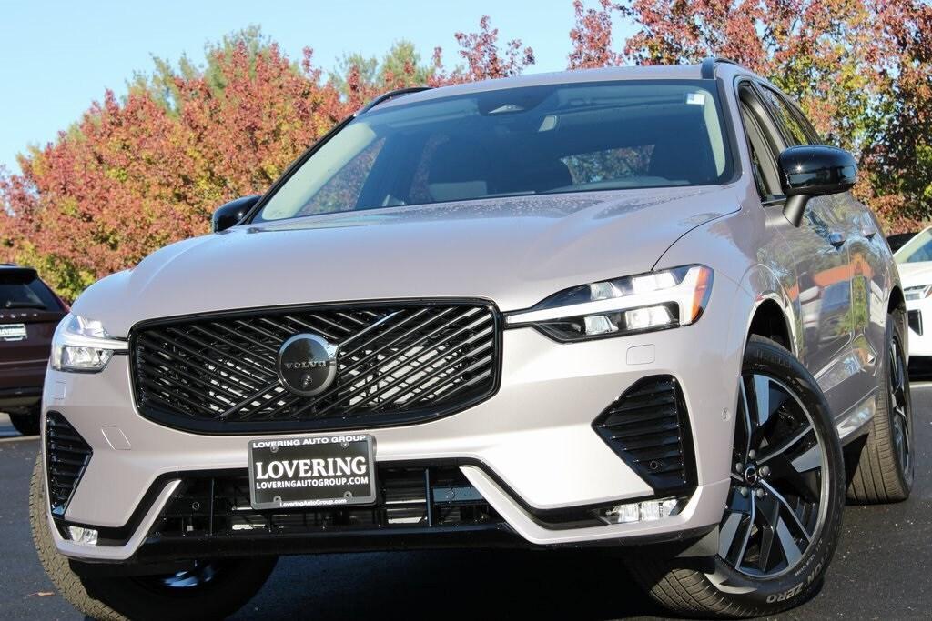 new 2026 Volvo XC60 car, priced at $58,360