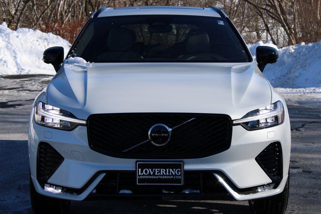 new 2026 Volvo XC60 car, priced at $57,985
