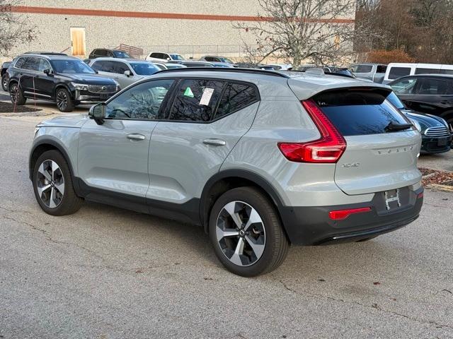 used 2025 Volvo XC40 car, priced at $33,327