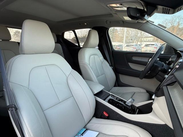 used 2023 Volvo XC40 car, priced at $31,293