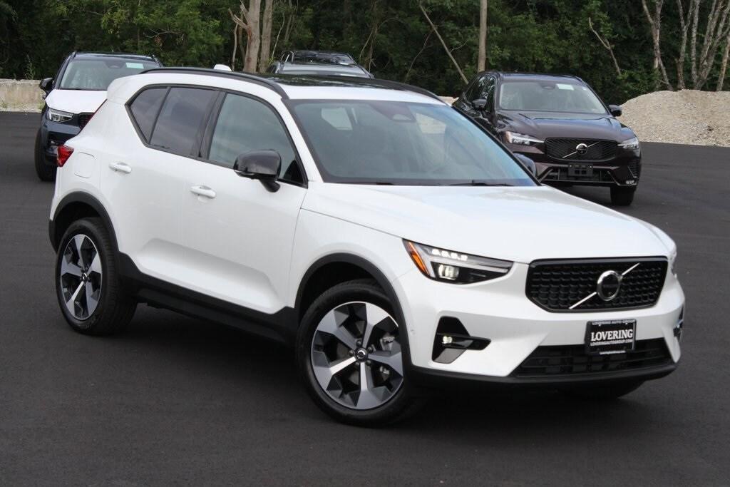 new 2026 Volvo XC40 car, priced at $50,150