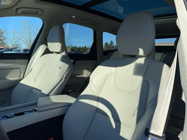 used 2023 Volvo XC60 Recharge Plug-In Hybrid car, priced at $40,447