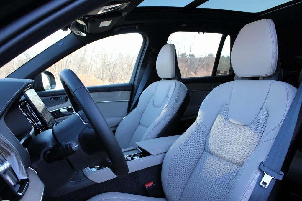 new 2026 Volvo XC90 Plug-In Hybrid car, priced at $85,195