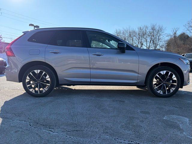 new 2026 Volvo XC60 car, priced at $57,985