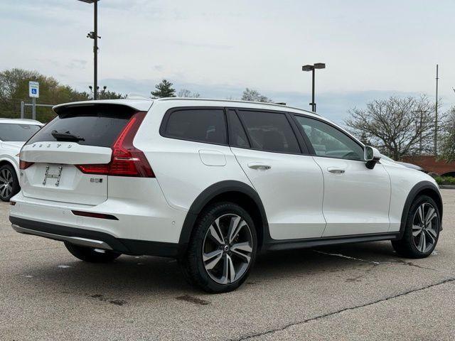 used 2025 Volvo V60 Cross Country car, priced at $39,518