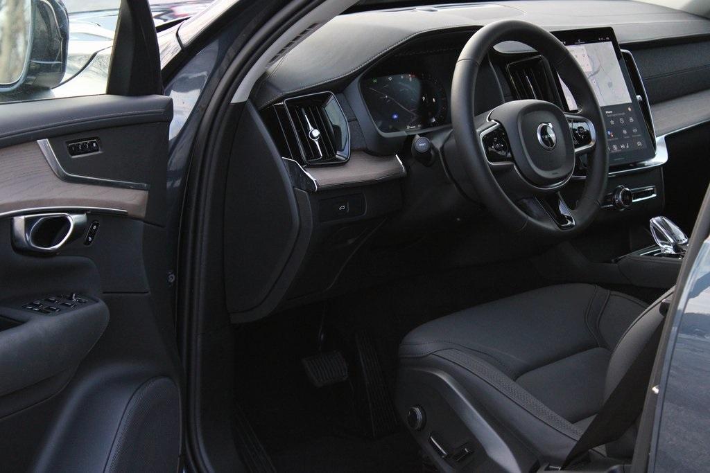 used 2025 Volvo XC90 car, priced at $50,359