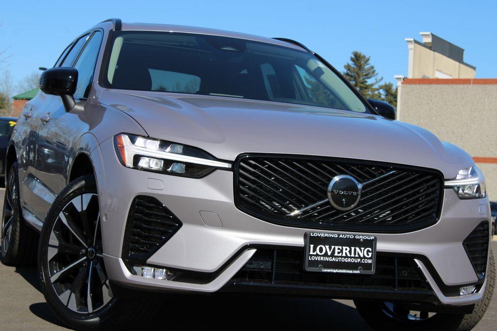 new 2026 Volvo XC60 car, priced at $58,105