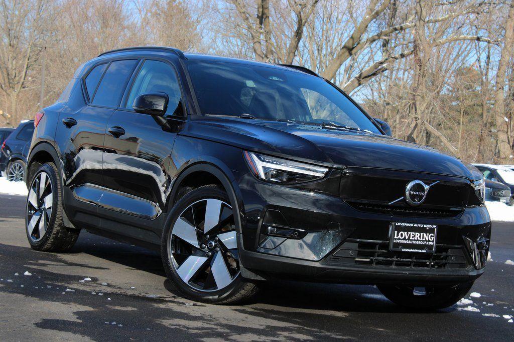 used 2024 Volvo XC40 Recharge Pure Electric car, priced at $36,716