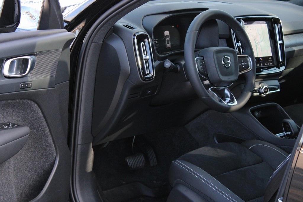 used 2024 Volvo XC40 Recharge Pure Electric car, priced at $36,498