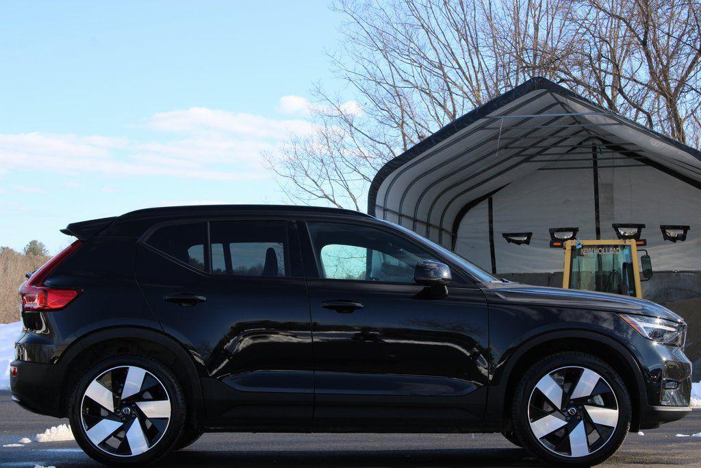 used 2024 Volvo XC40 Recharge Pure Electric car, priced at $36,716