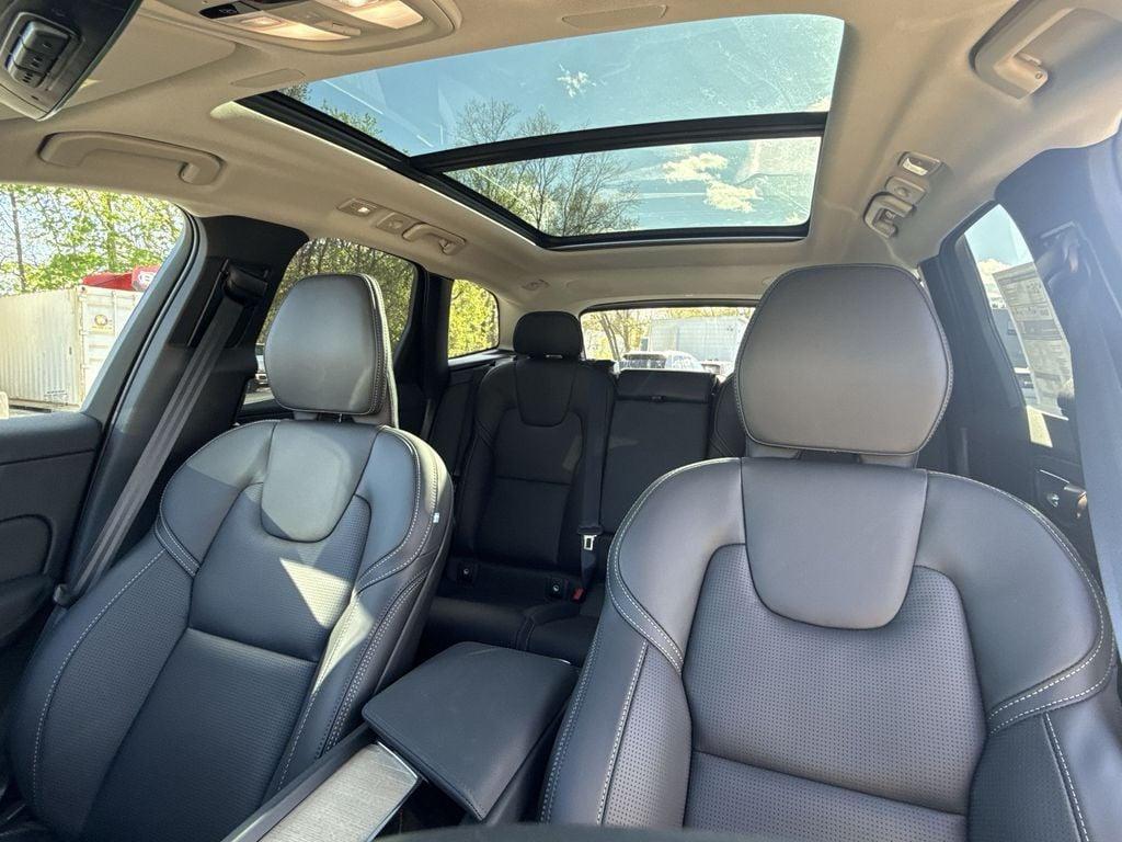 new 2026 Volvo XC60 car, priced at $62,639