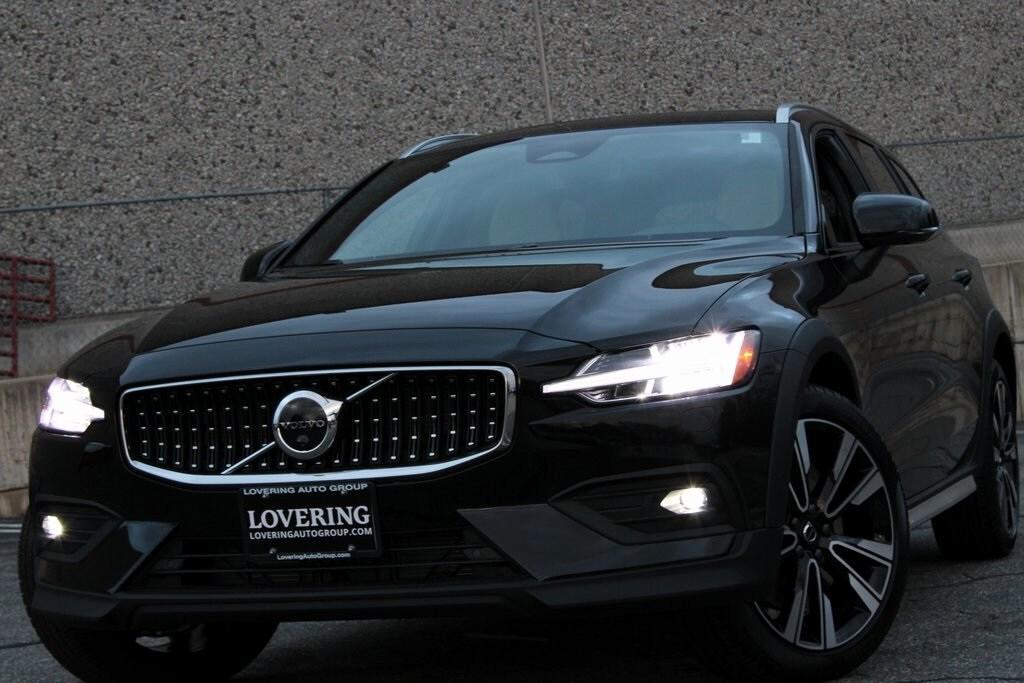new 2026 Volvo V60 Cross Country car, priced at $62,145