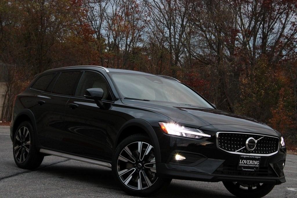 new 2026 Volvo V60 Cross Country car, priced at $62,145