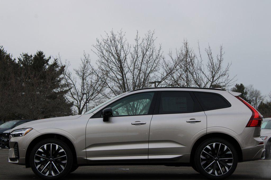 new 2026 Volvo XC60 car, priced at $63,935