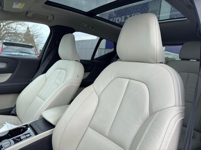 used 2023 Volvo XC40 car, priced at $33,388