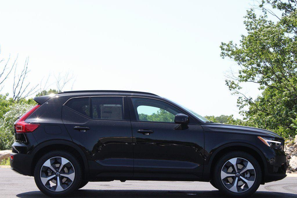 new 2026 Volvo XC40 car, priced at $48,000