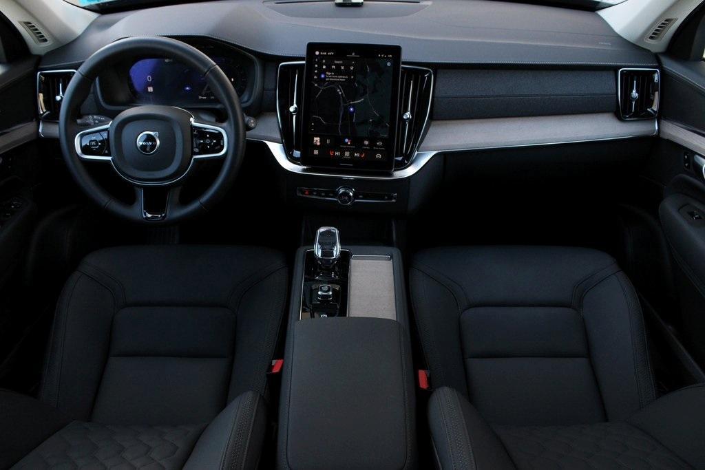 used 2025 Volvo XC90 car, priced at $50,615