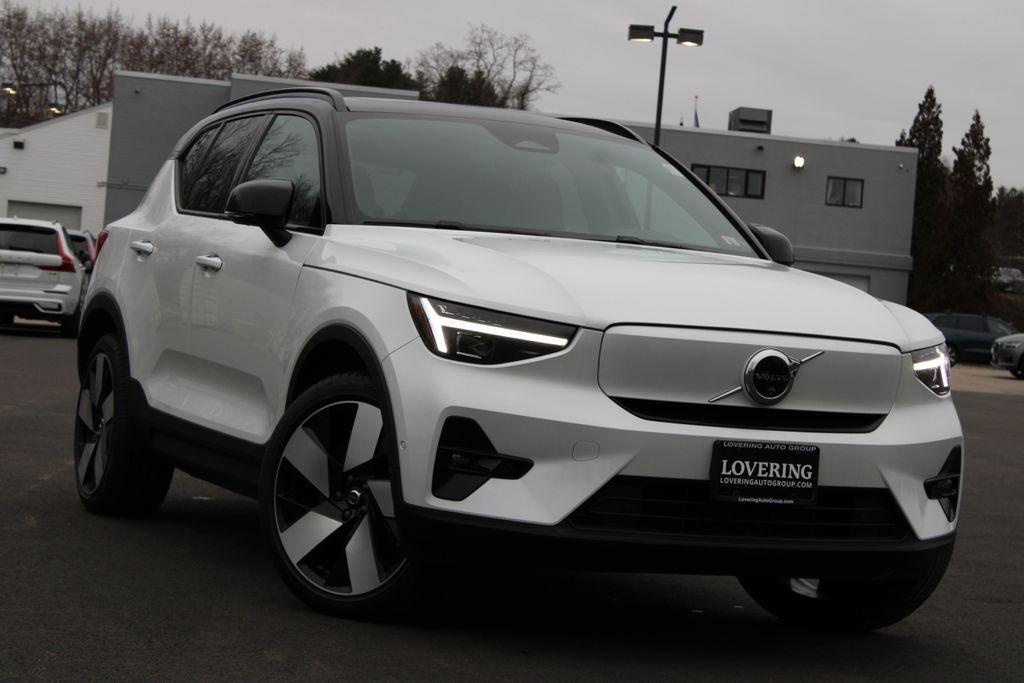 used 2024 Volvo XC40 Recharge Pure Electric car, priced at $38,498