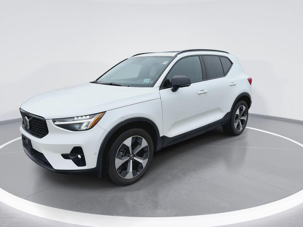 used 2023 Volvo XC40 car, priced at $33,649