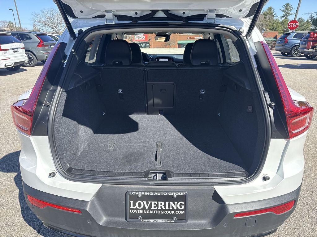 used 2023 Volvo XC40 car, priced at $33,649