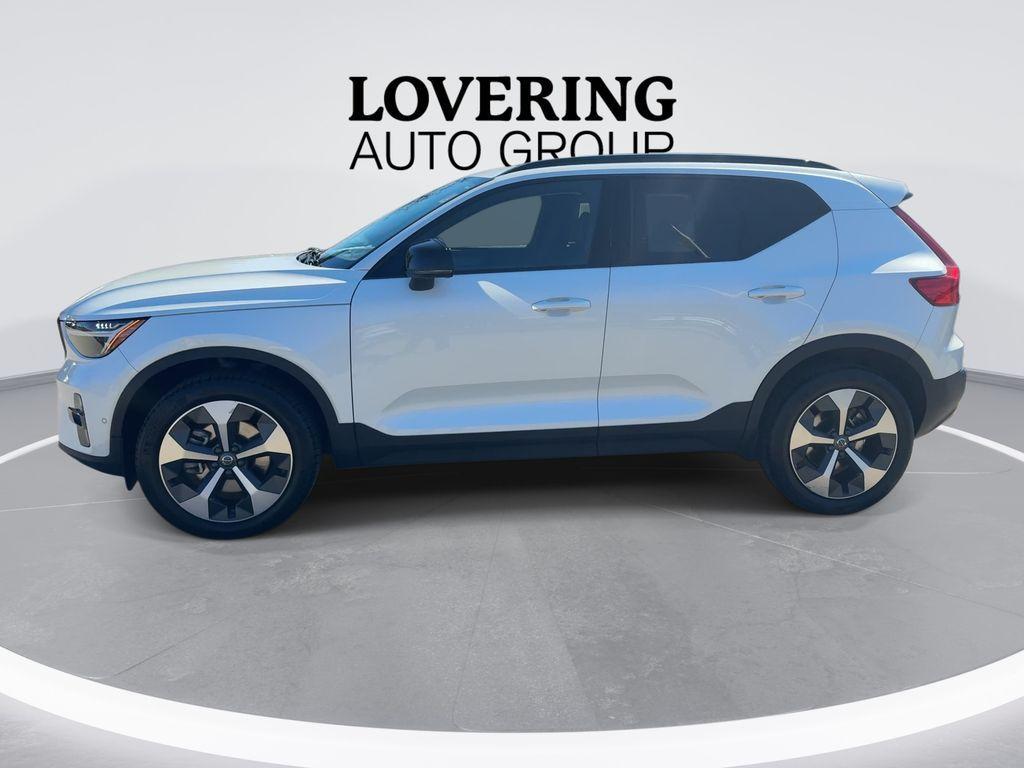 used 2023 Volvo XC40 car, priced at $33,649