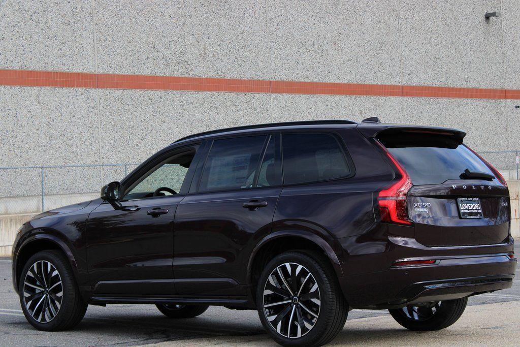 new 2026 Volvo XC90 car, priced at $75,950