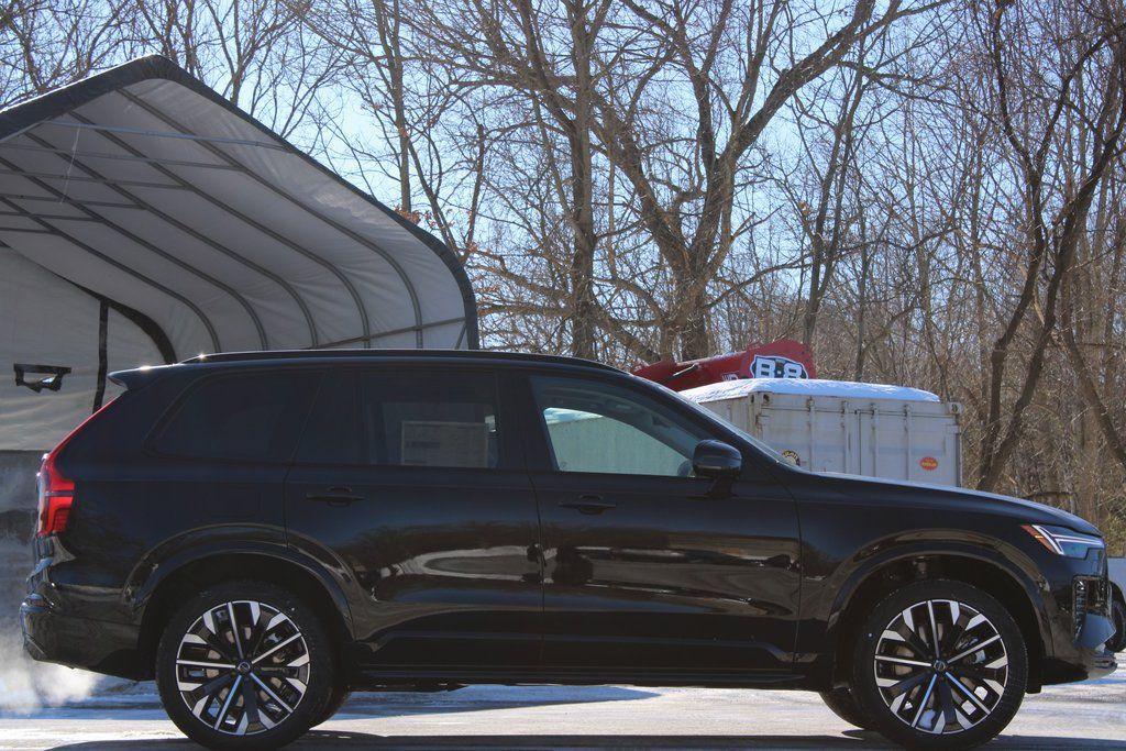 new 2026 Volvo XC90 Plug-In Hybrid car, priced at $86,995