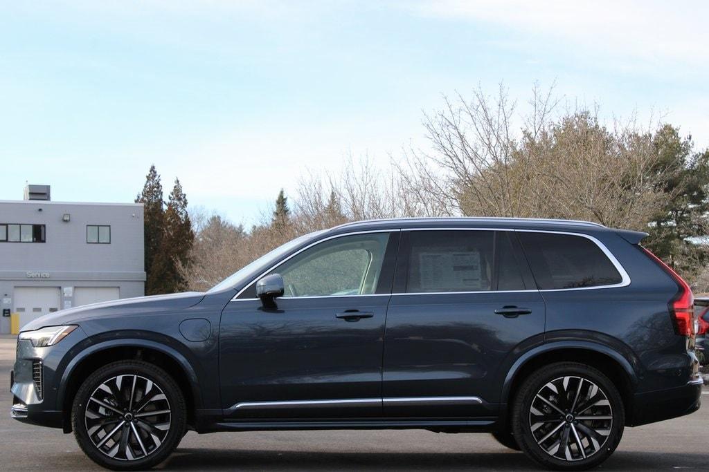 new 2026 Volvo XC90 Plug-In Hybrid car, priced at $85,625