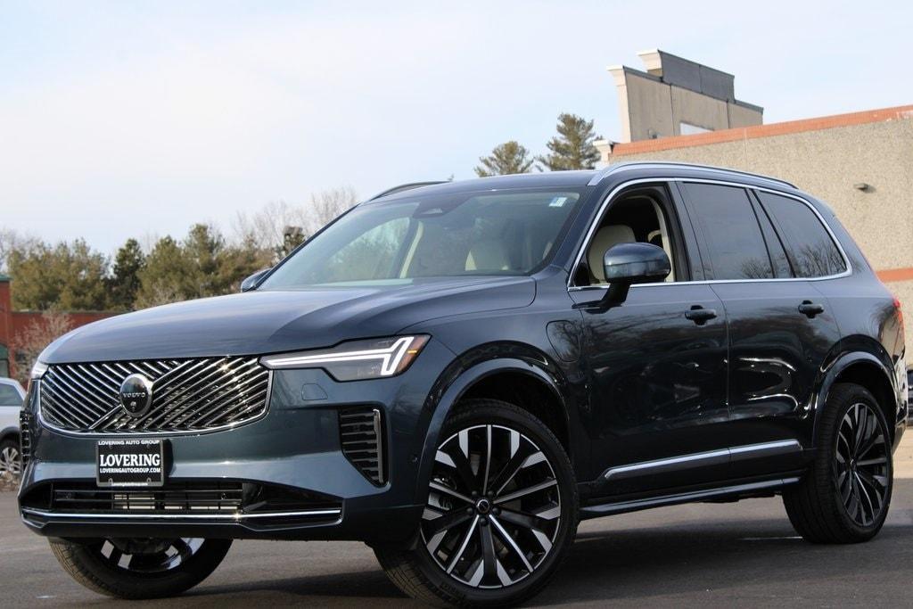 new 2026 Volvo XC90 Plug-In Hybrid car, priced at $85,625