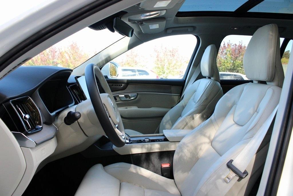 new 2026 Volvo XC90 car, priced at $75,155