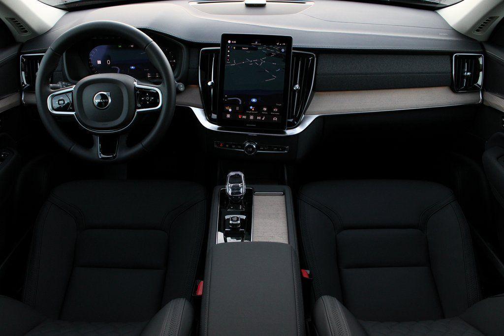 new 2026 Volvo XC90 Plug-In Hybrid car, priced at $77,495