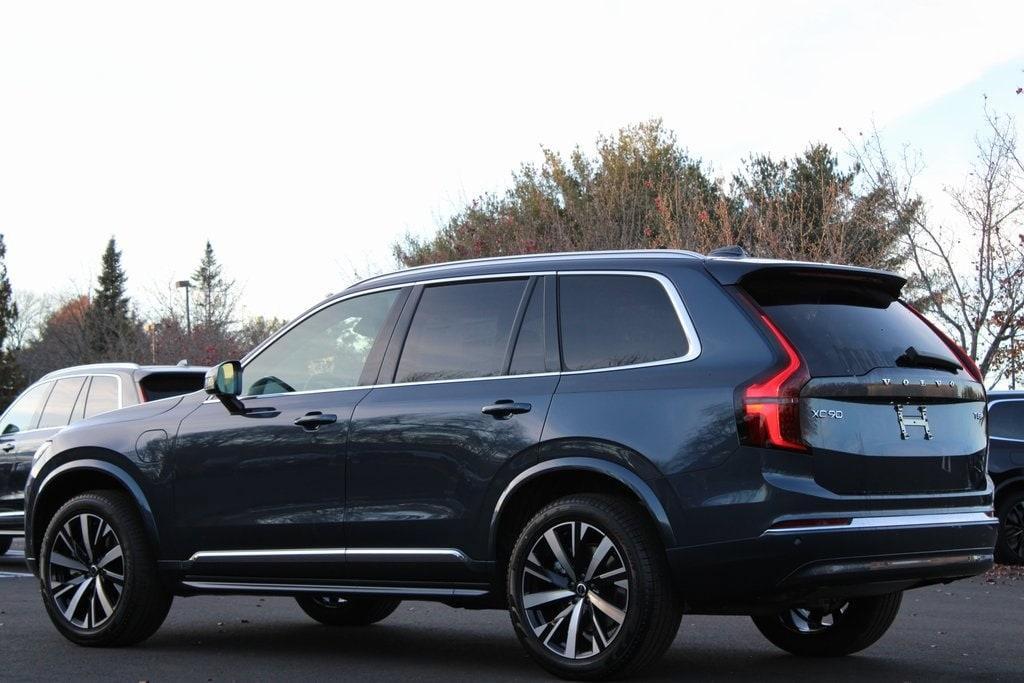 new 2026 Volvo XC90 Plug-In Hybrid car, priced at $77,495