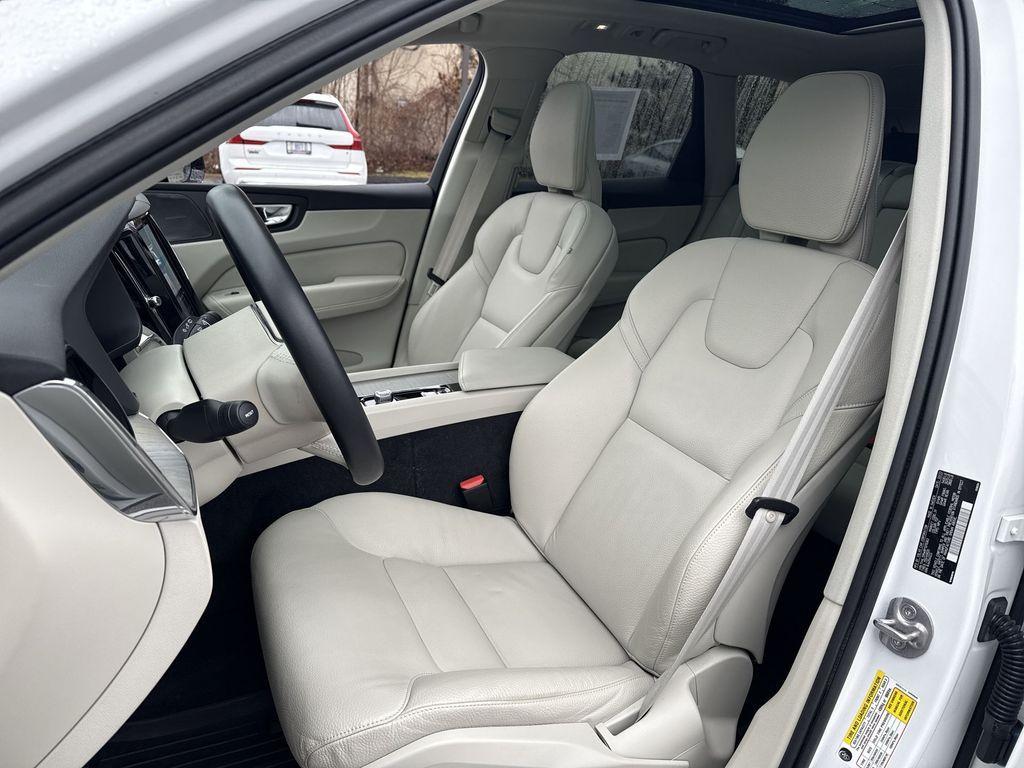 used 2023 Volvo XC60 car, priced at $37,103